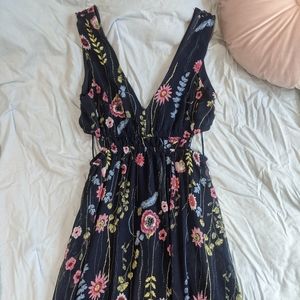 Pretty V neck floral navy midi wedding guest dress